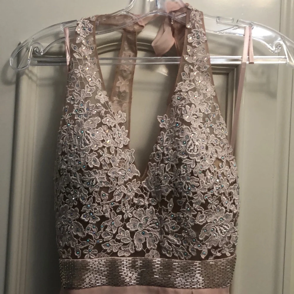 Pink chiffon prom dress - Picture 3 of 8